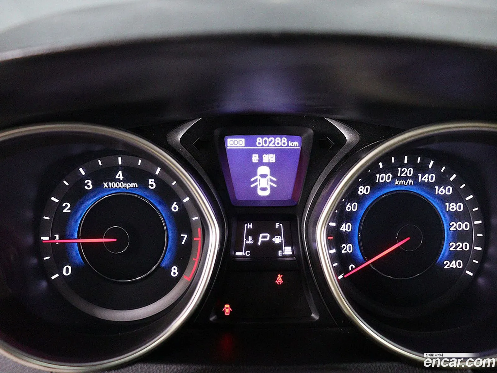 Hyundai Elantra MD 2012 — 18