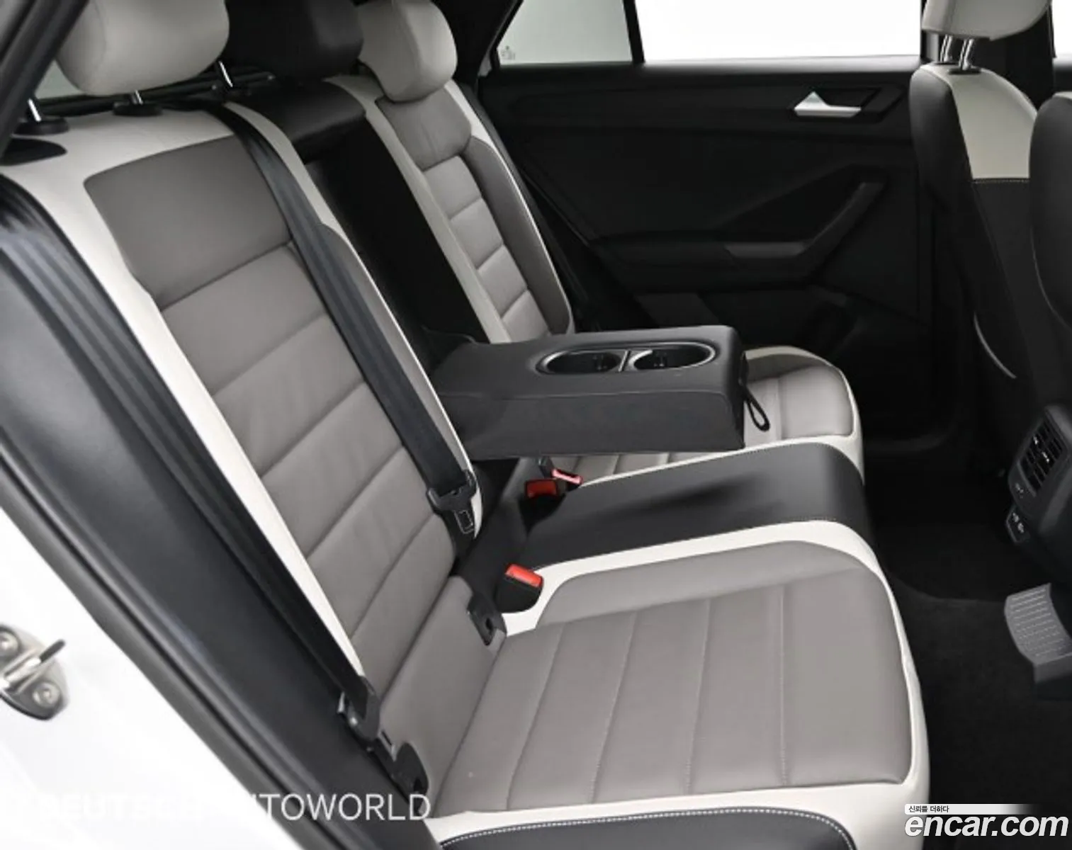 Volkswagen T-Roc 2021 — 4
