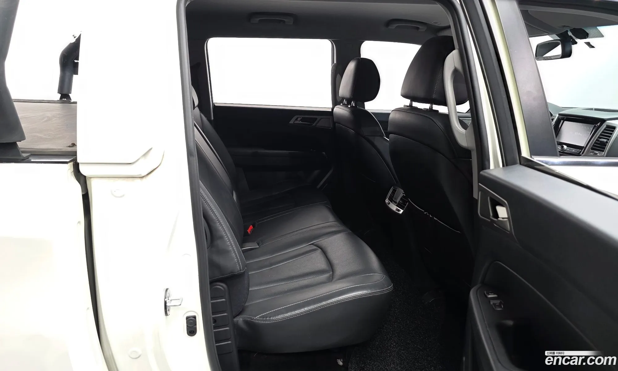 KG Mobility (SsangYong) Rexton Sports 2018 — 20