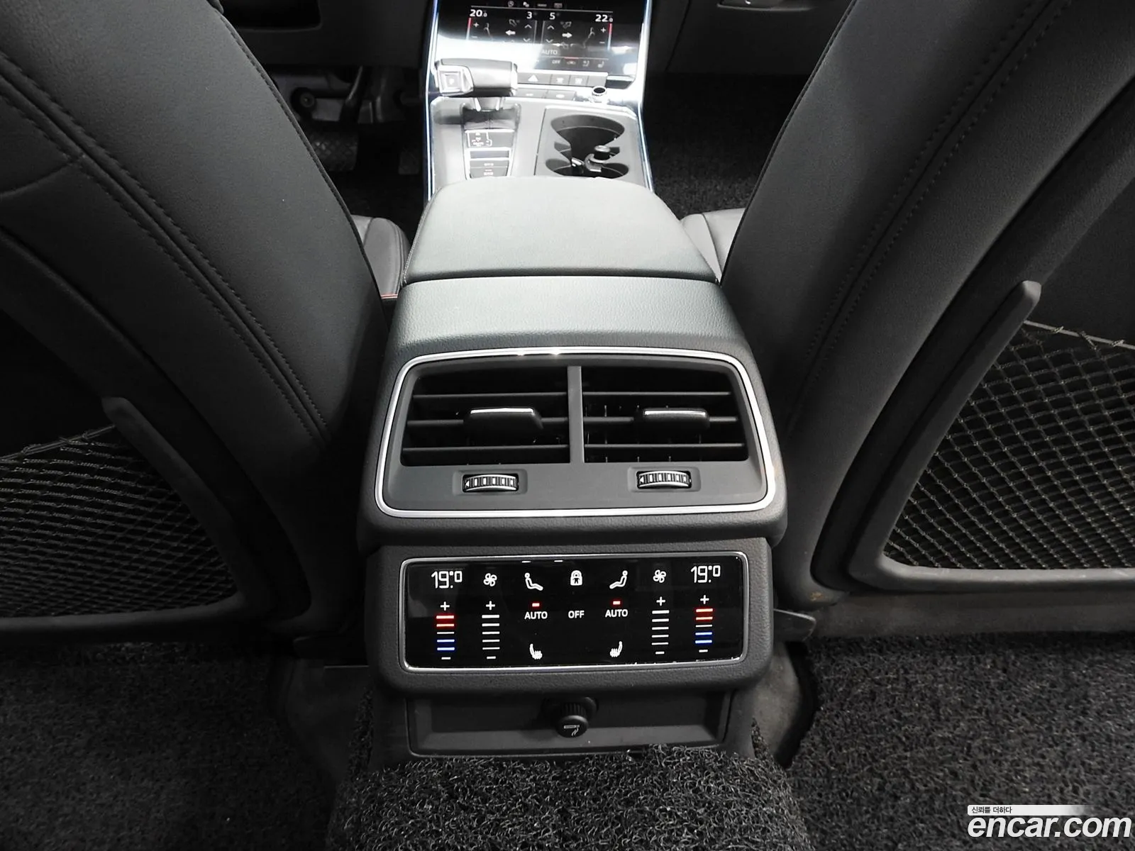 Audi A6 2021 — 10