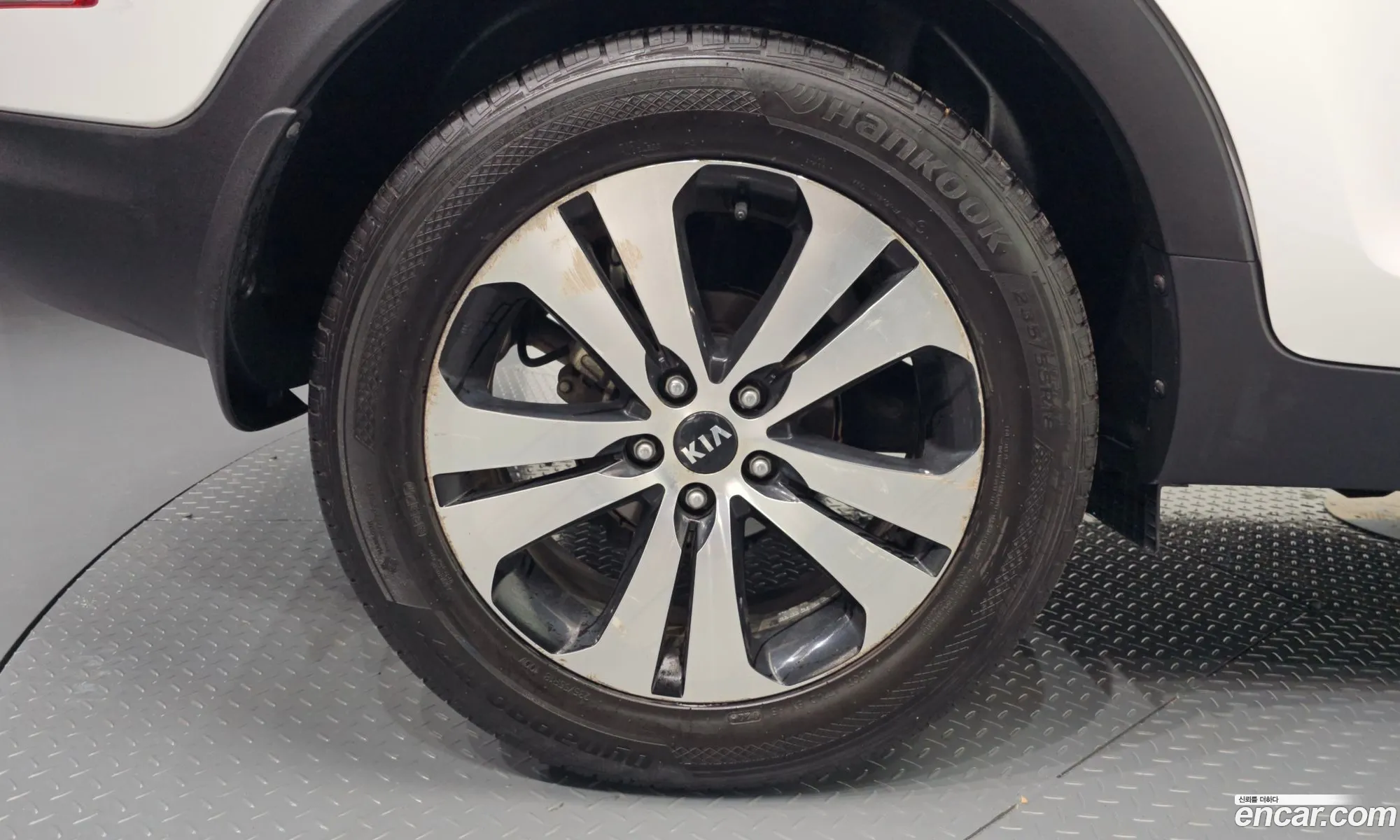 Kia Sportage R 2011 — 28