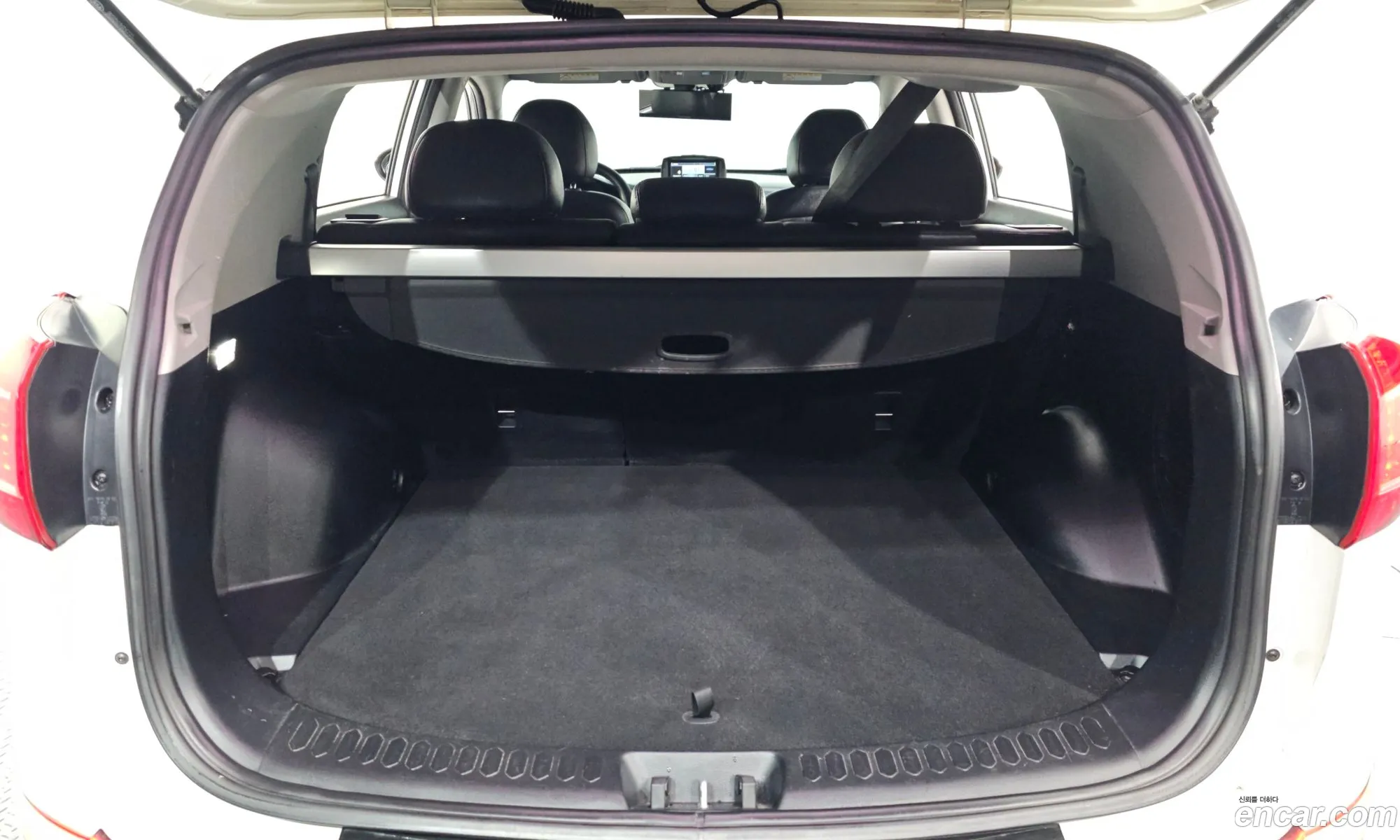 Kia Sportage R 2011 — 29