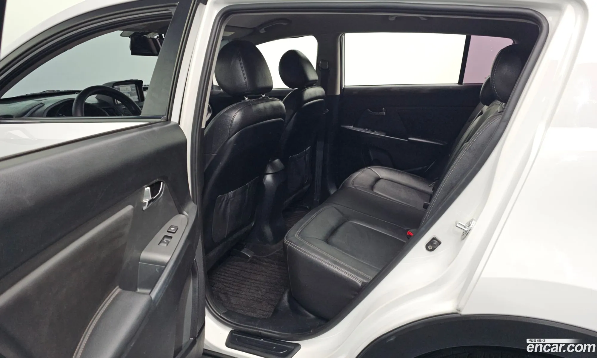 Kia Sportage R 2011 — 11