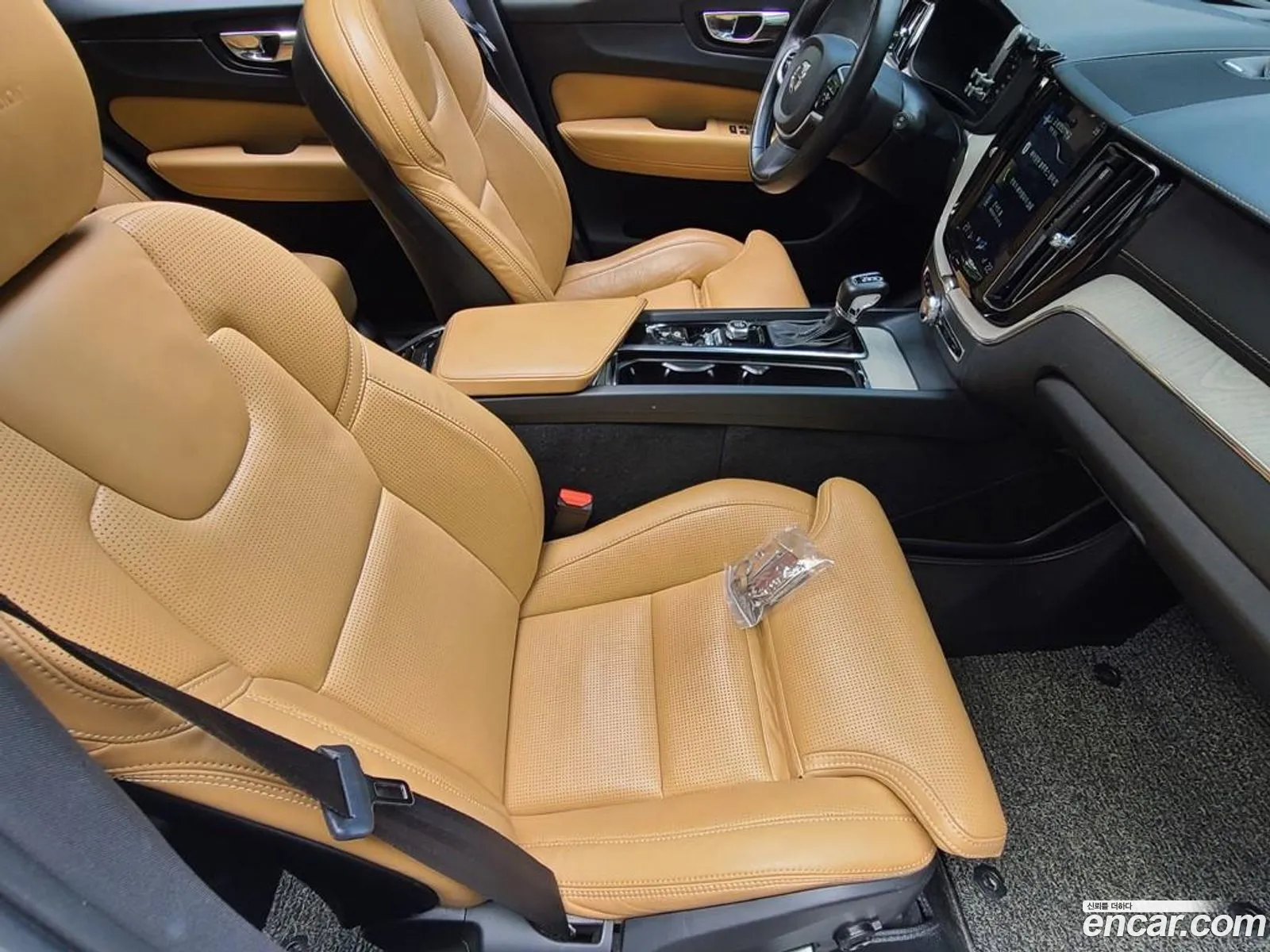 Volvo XC60 2018 — 9