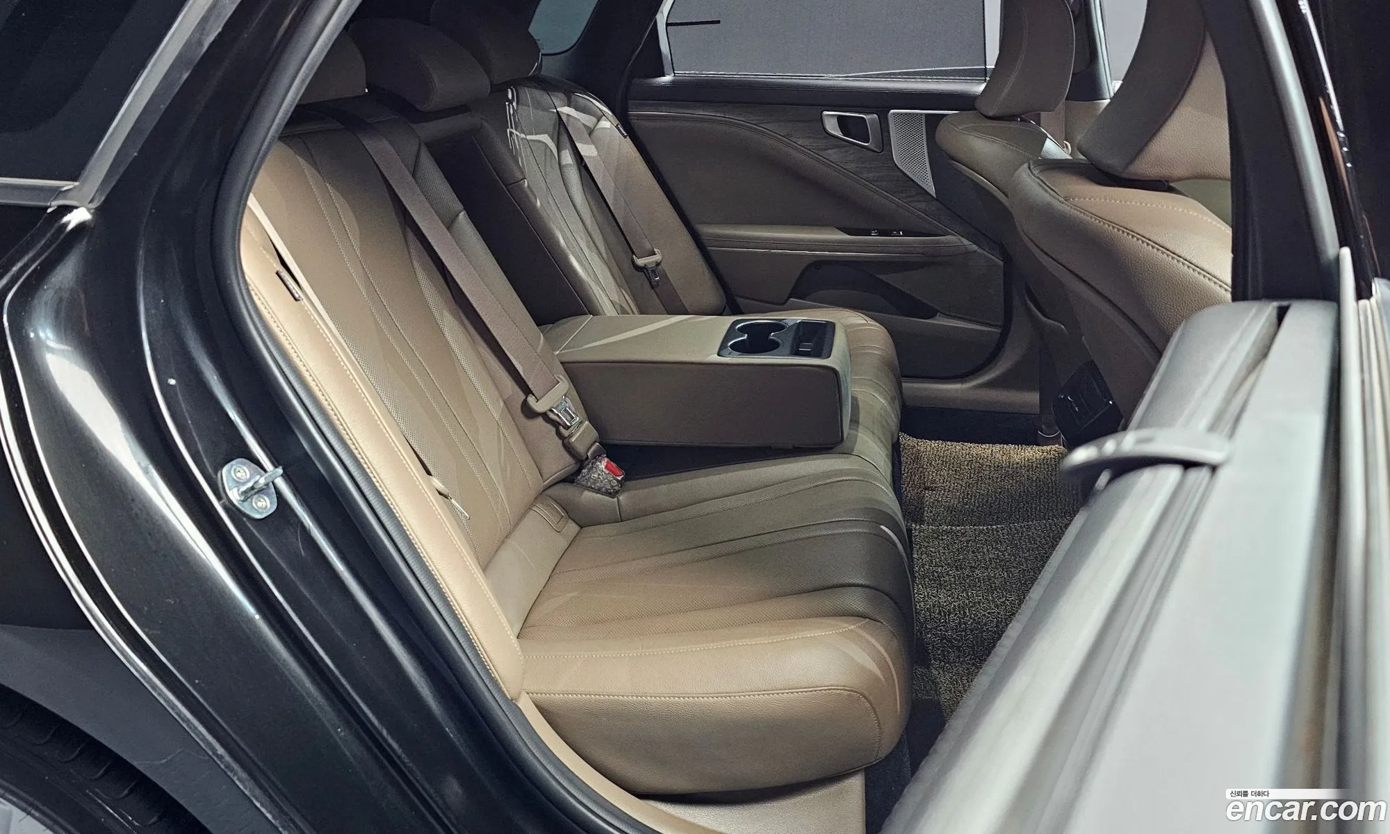 Kia K8 2021 — 11