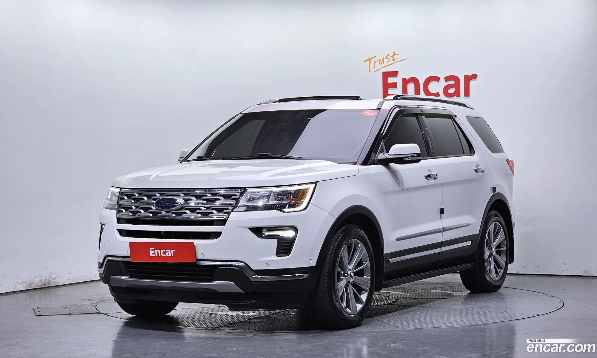 Ford Explorer 2018 1FM5K8FH4JGB23557 — 25