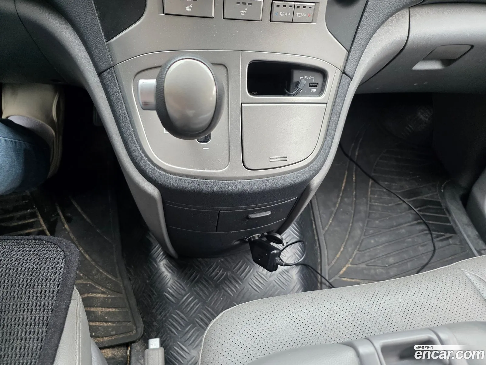 Hyundai Grand Starex 2014 — 11