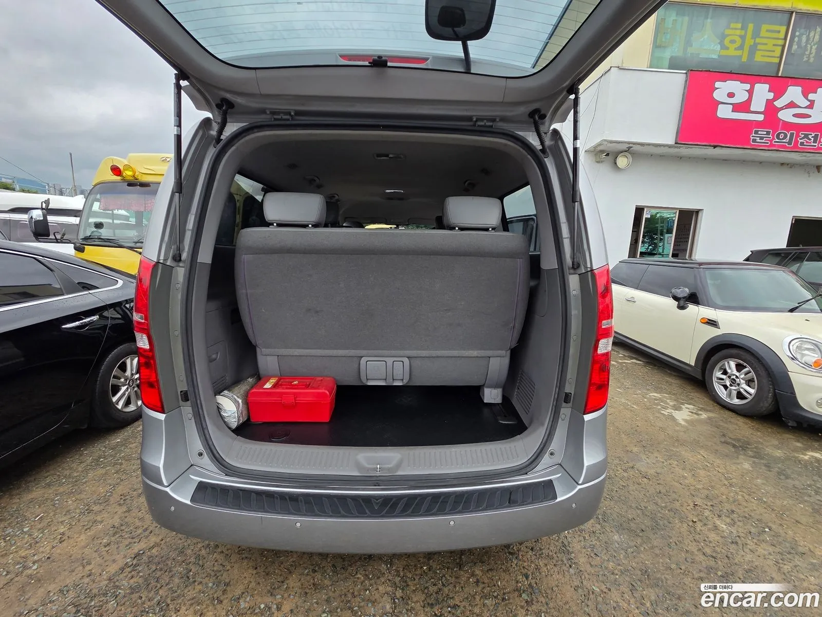 Hyundai Grand Starex 2014 — 19