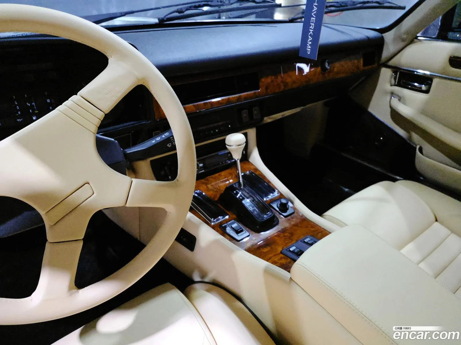 Jaguar XJR 1991 — 8