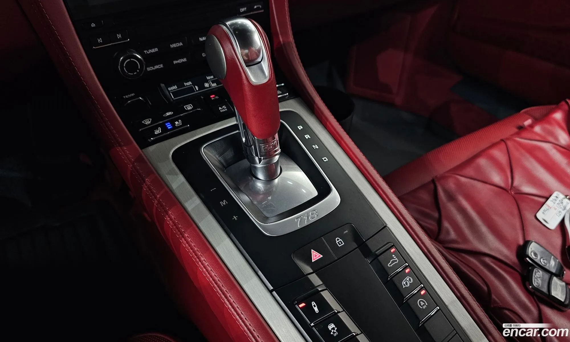 Porsche 718 Cayman 2021 — 28