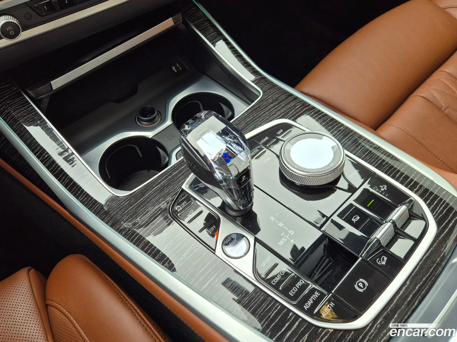 BMW X7 2022 — 7