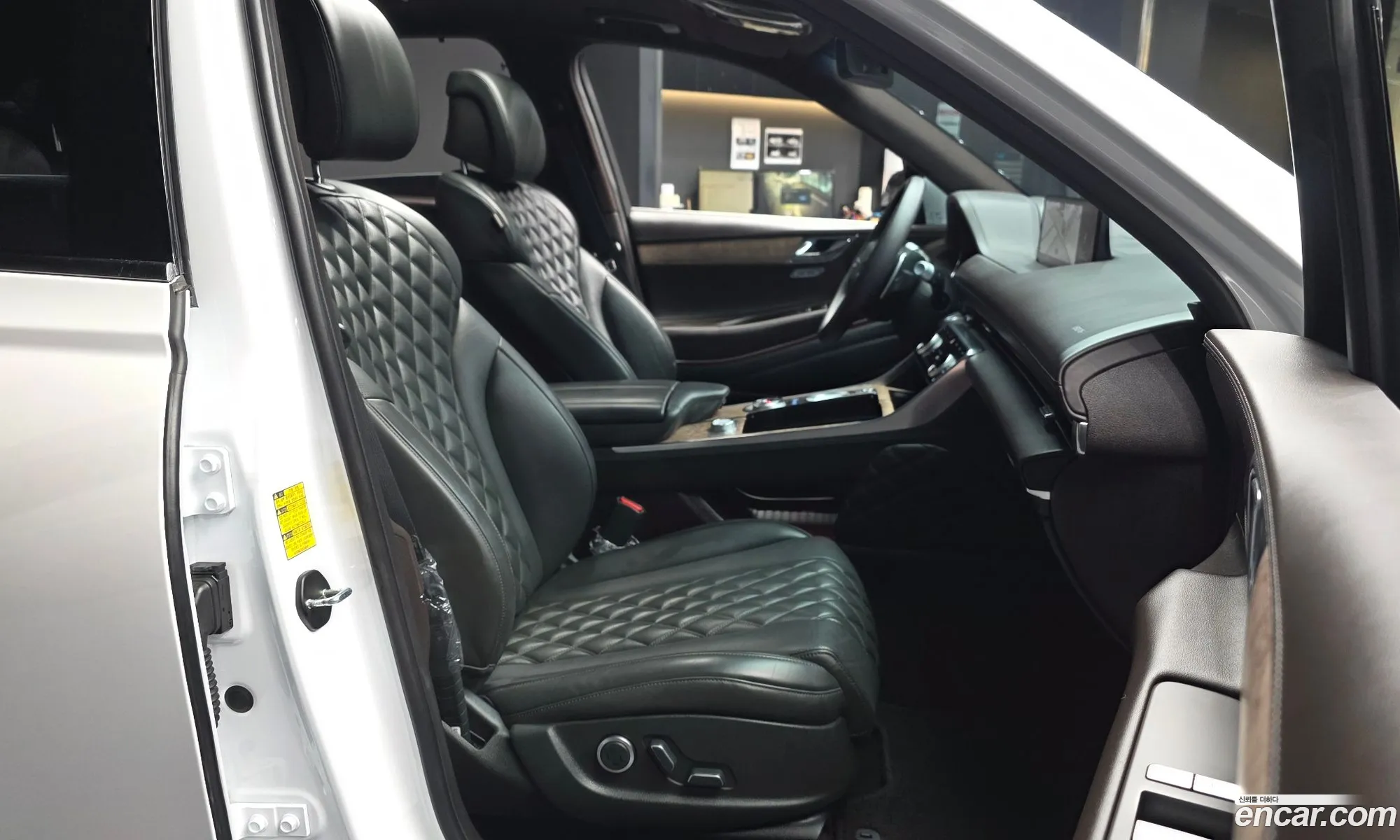 Genesis GV80 2020 — 12