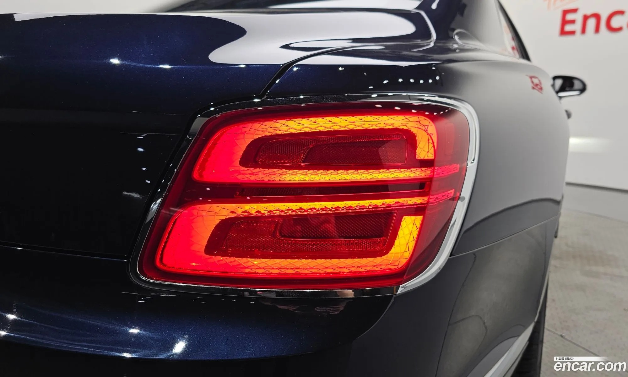 Bentley Flying Spur 2021 SCBBG53S3MC088791 — 21