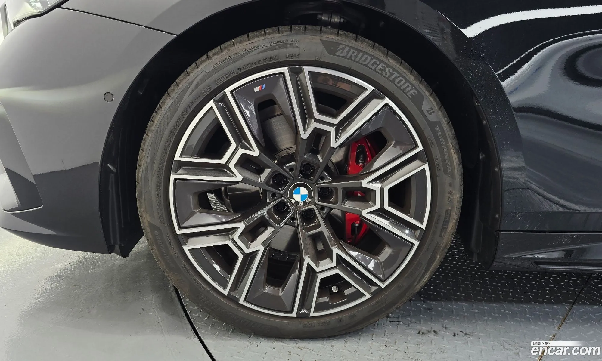 BMW 5 Series 2025 — 10