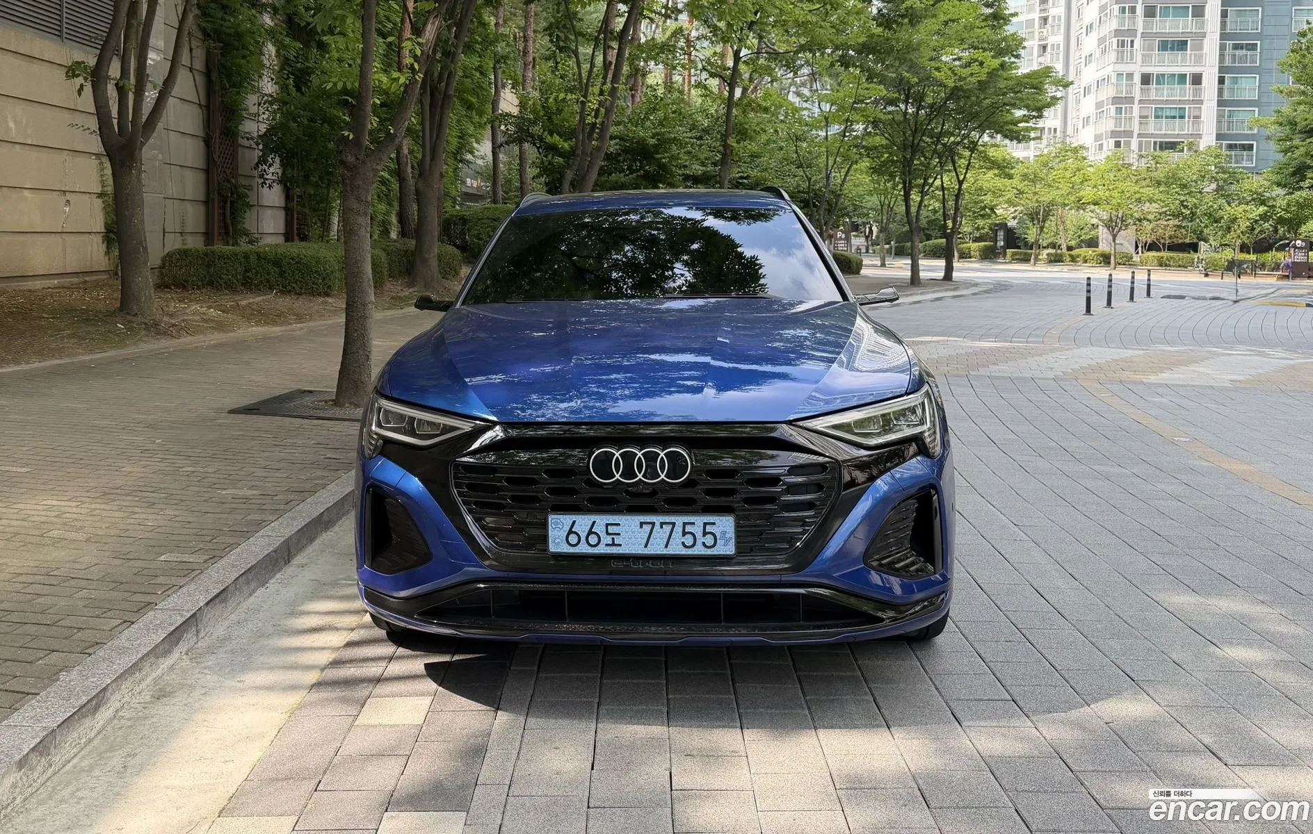 Audi Q8 e-tron 2024 — 13