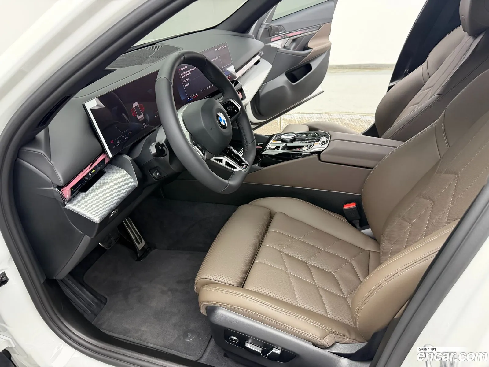 BMW 5 Series 2026 — 17