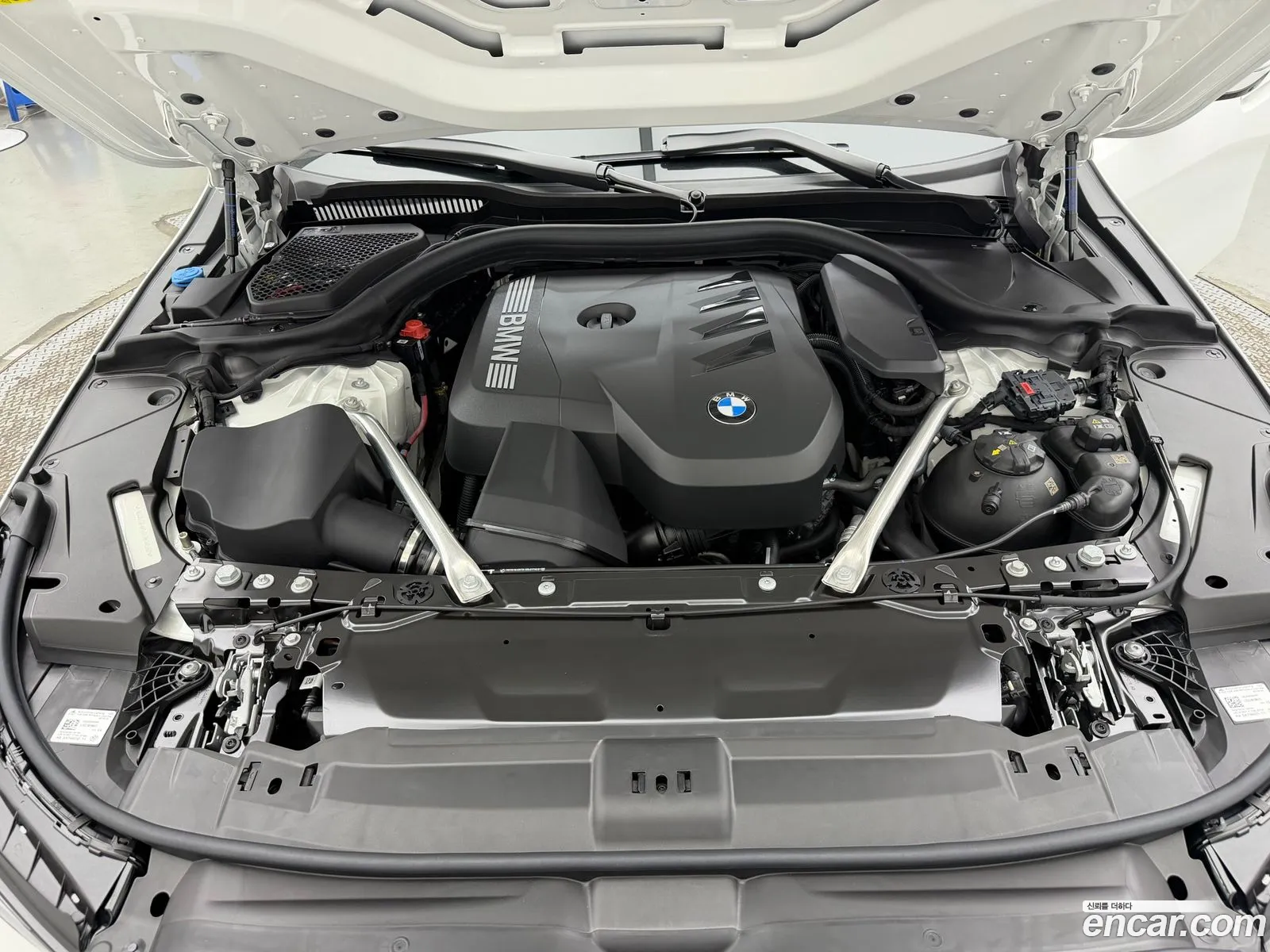 BMW 5 Series 2026 — 4