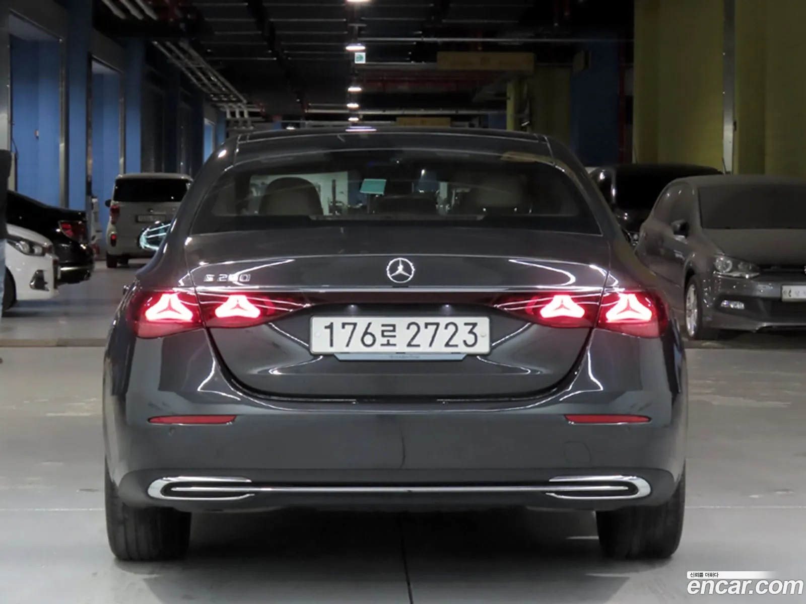 Mercedes-Benz E-Class W214 2025 — 10
