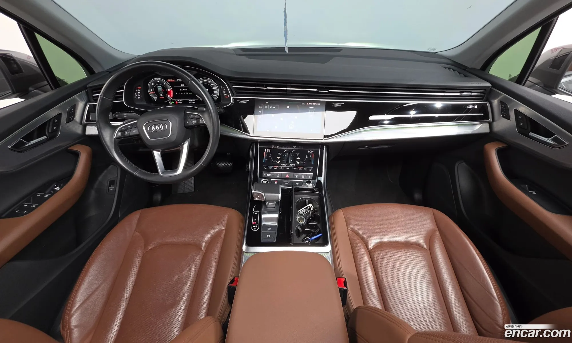 Audi Q7 2021 WAUZZZ4MXMD005796 — 2