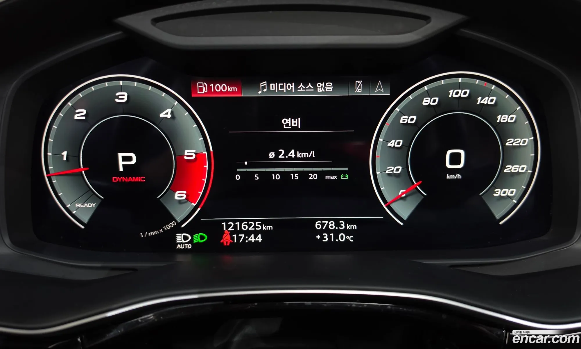 Audi Q7 2021 WAUZZZ4MXMD005796 — 36