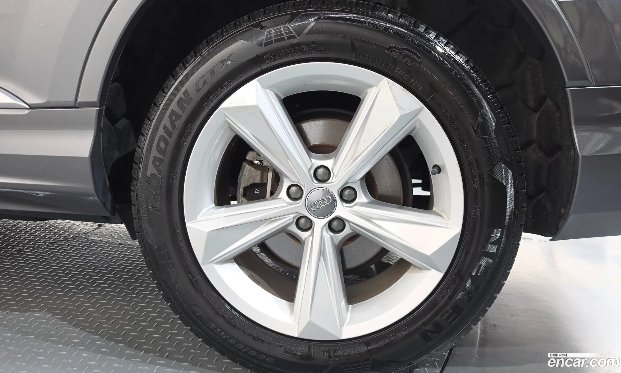 Audi Q7 2021 WAUZZZ4MXMD005796 — 26