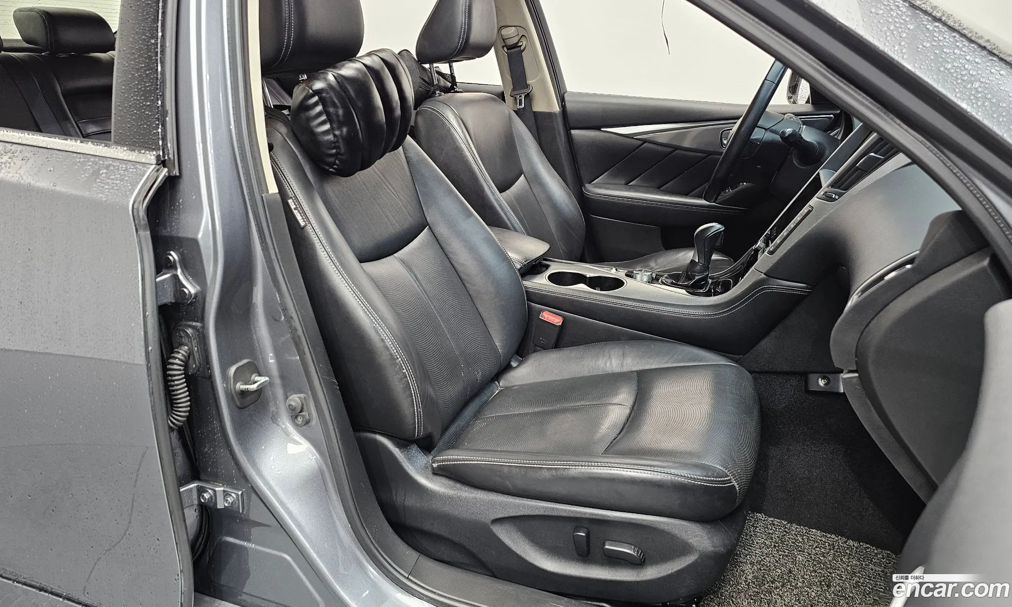 Infiniti Q50 2016 JNKDV71E7GM551176 — 17