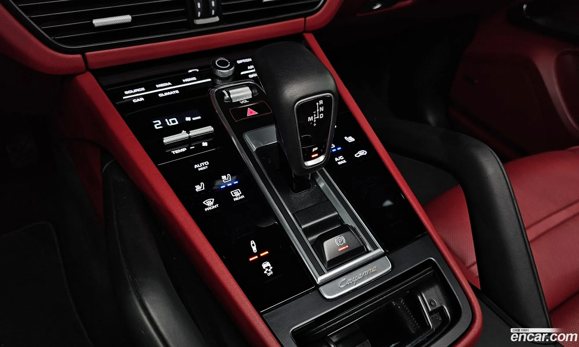 Porsche Cayenne 2020 WP1AA29Y5MDA00224 — 2