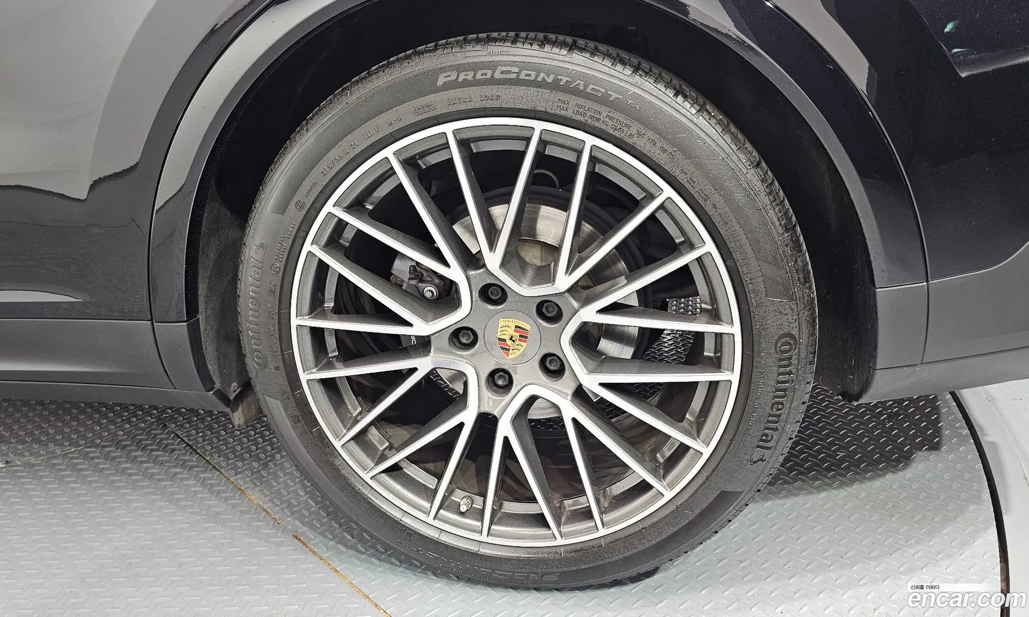 Porsche Cayenne 2020 WP1AA29Y5MDA00224 — 27