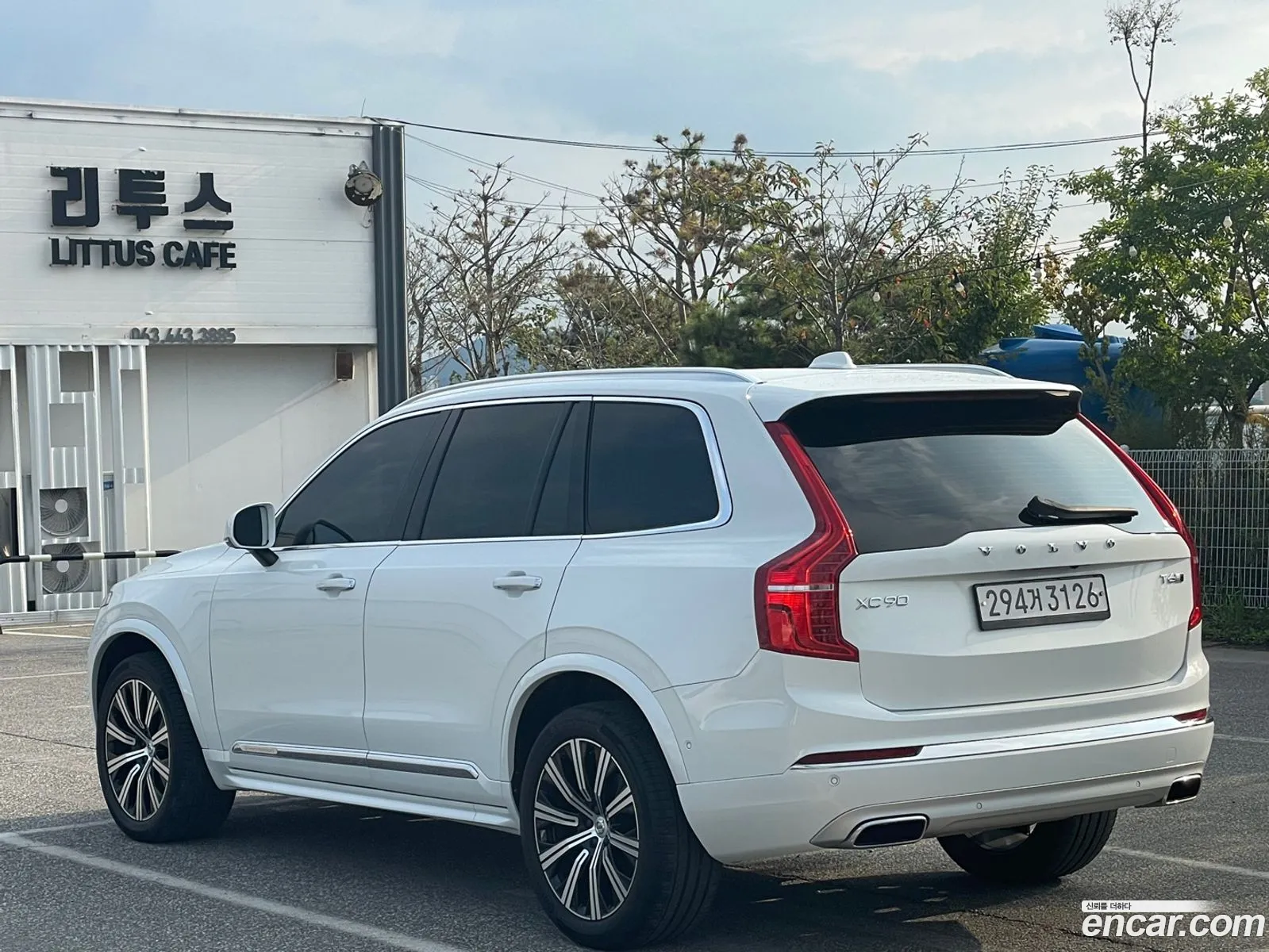 Volvo XC90 2020 — 13