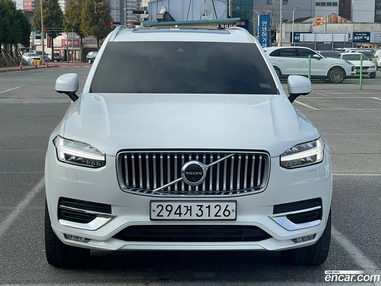 Volvo XC90 2020 — 12