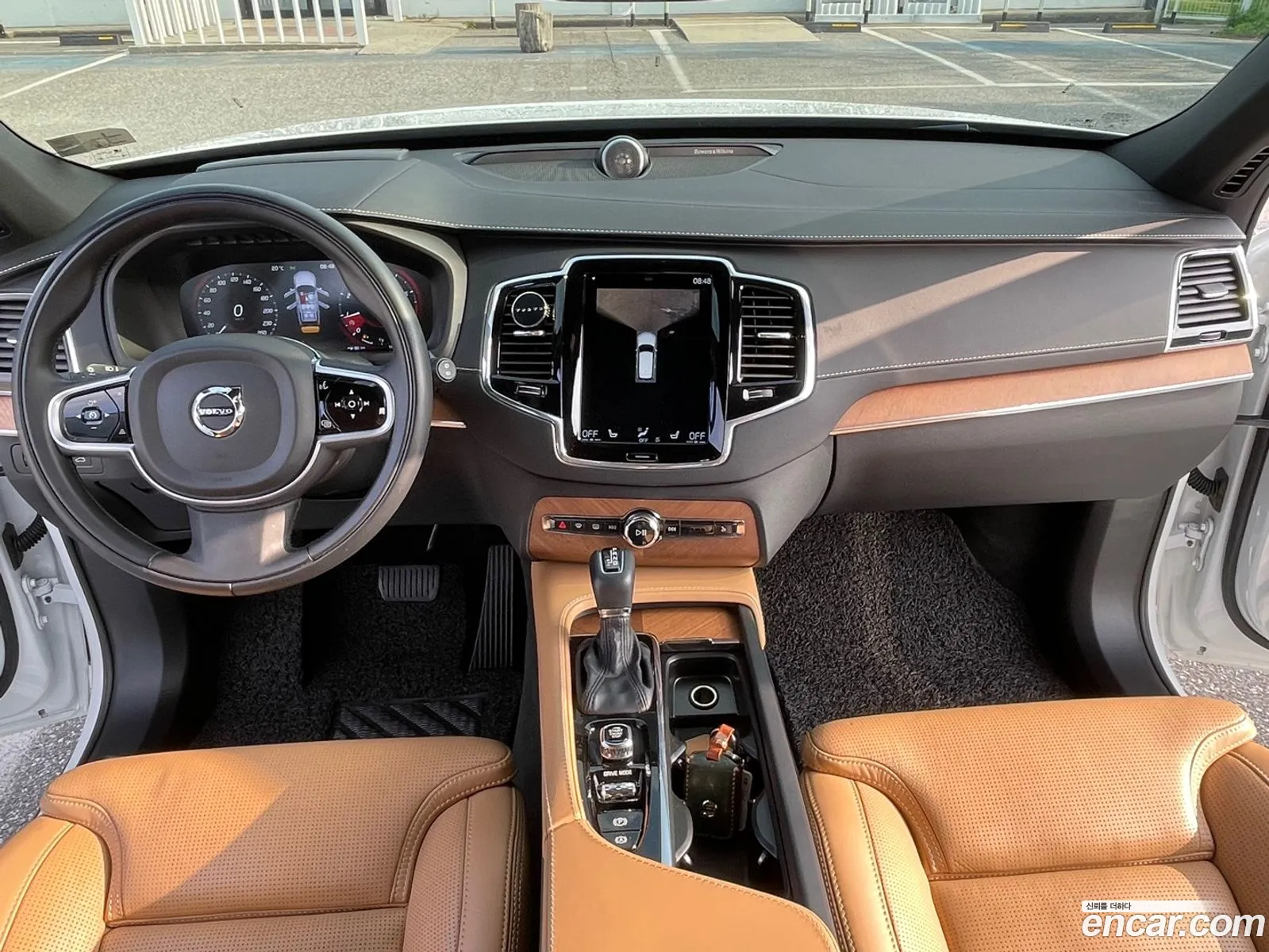 Volvo XC90 2020 — 10