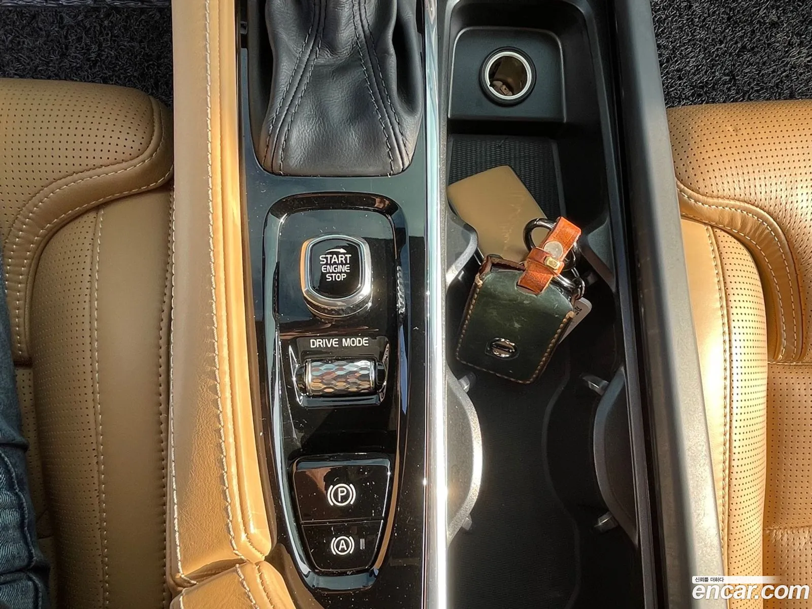 Volvo XC90 2020 — 11