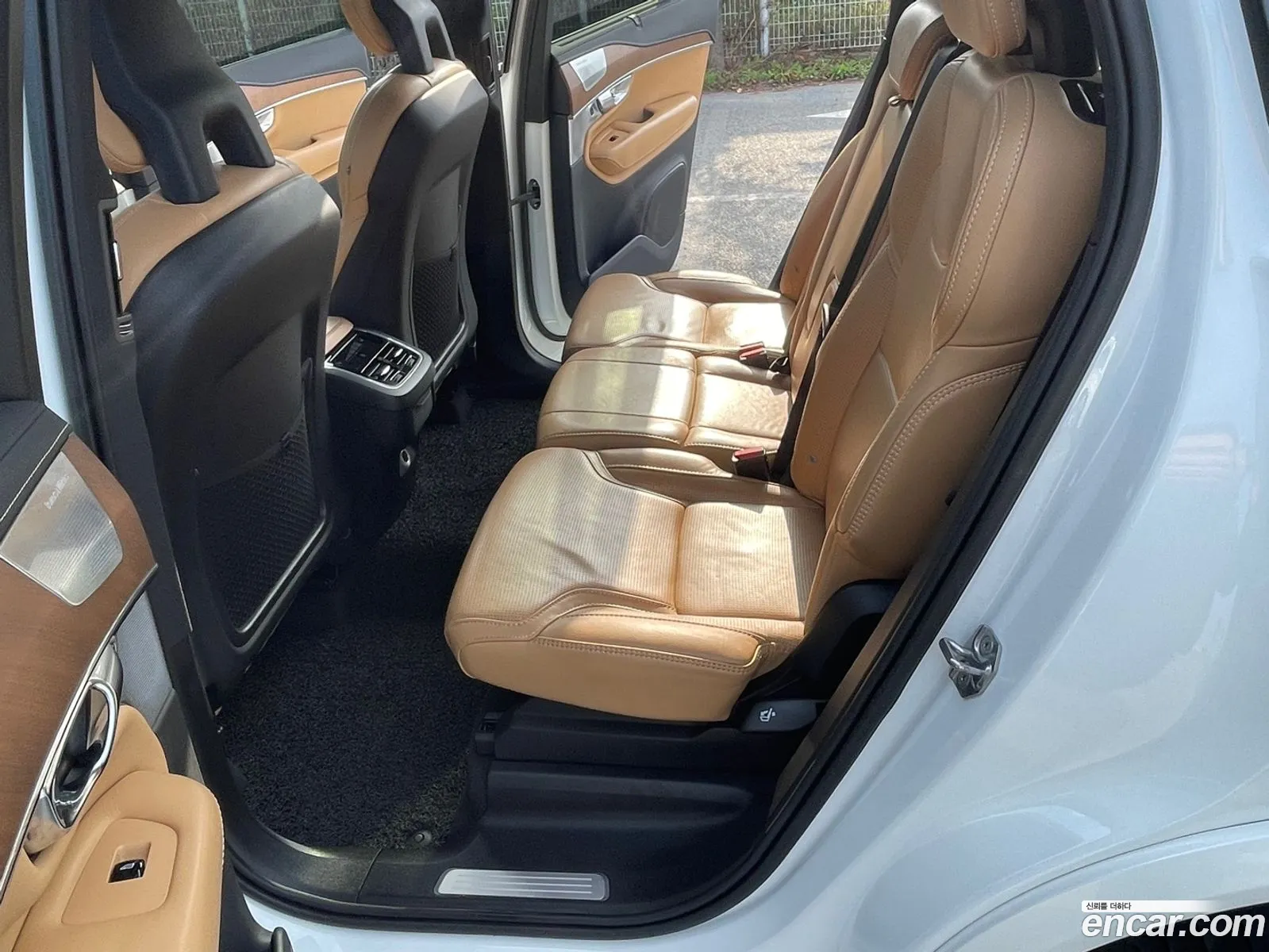 Volvo XC90 2020 — 9