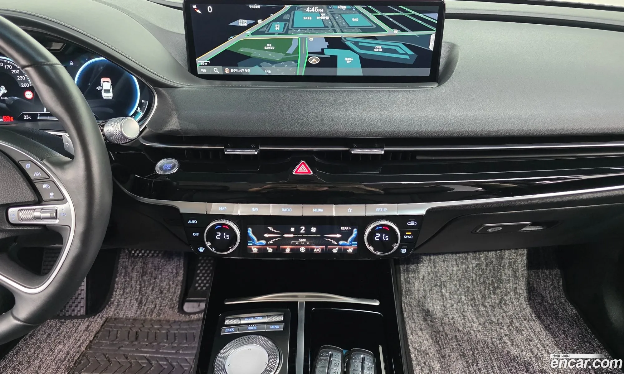 Genesis G80 2022 KMTGB41CDNU153157 — 32
