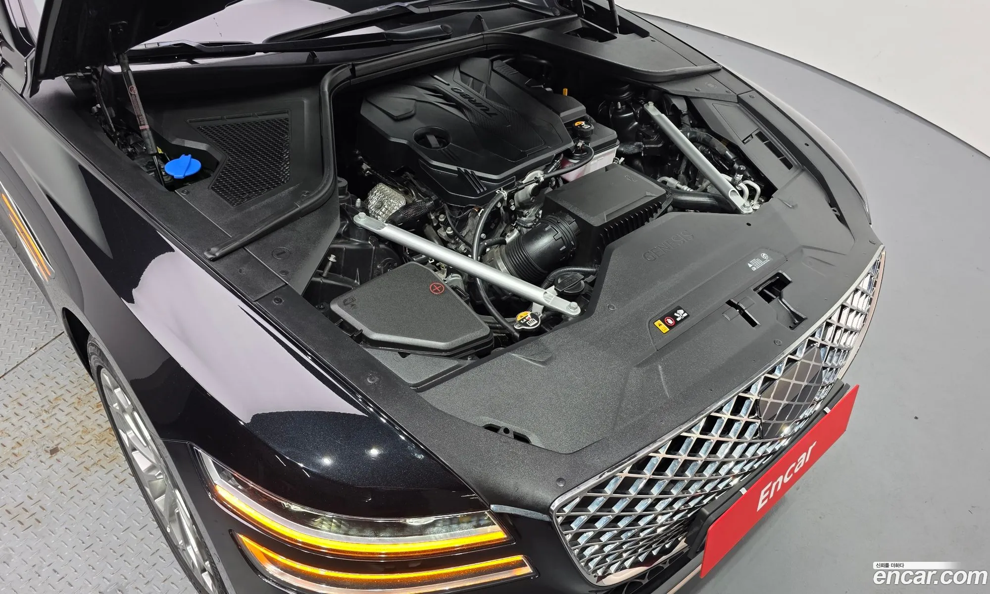 Genesis G80 2022 KMTGB41CDNU153157 — 31