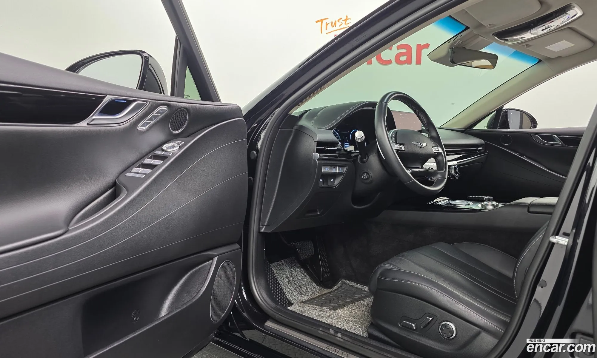 Genesis G80 2022 KMTGB41CDNU153157 — 12