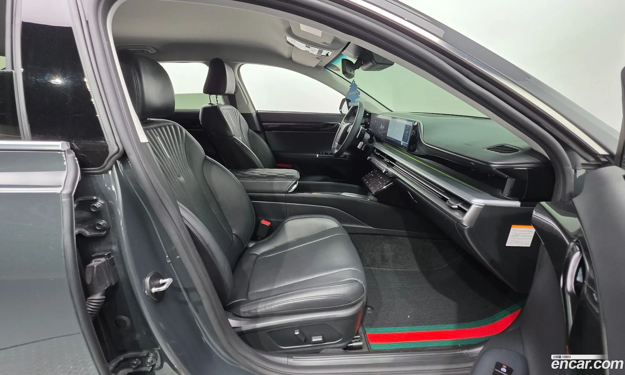 Hyundai Grandeur Hybrid 2023 — 3