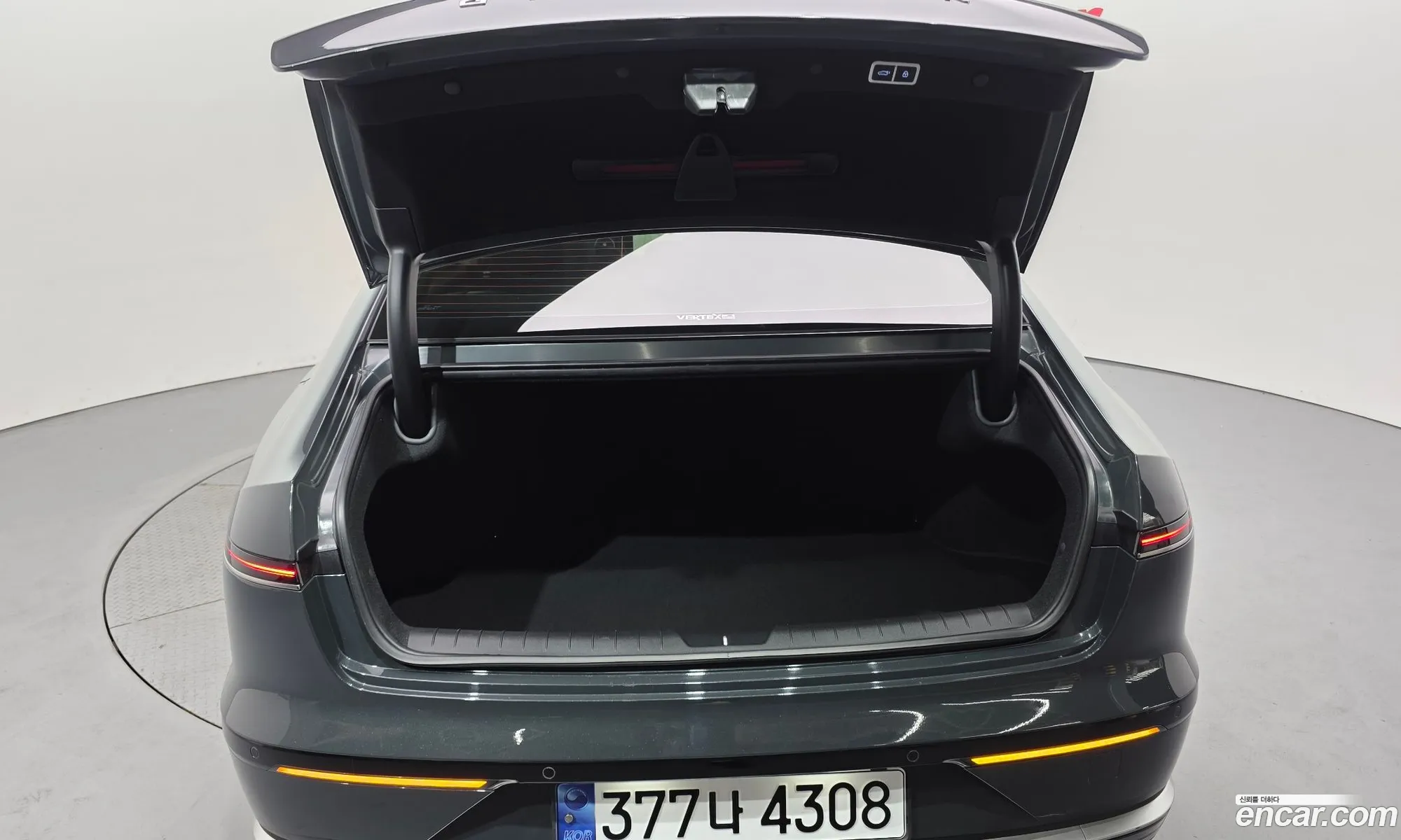 Hyundai Grandeur Hybrid 2023 — 30