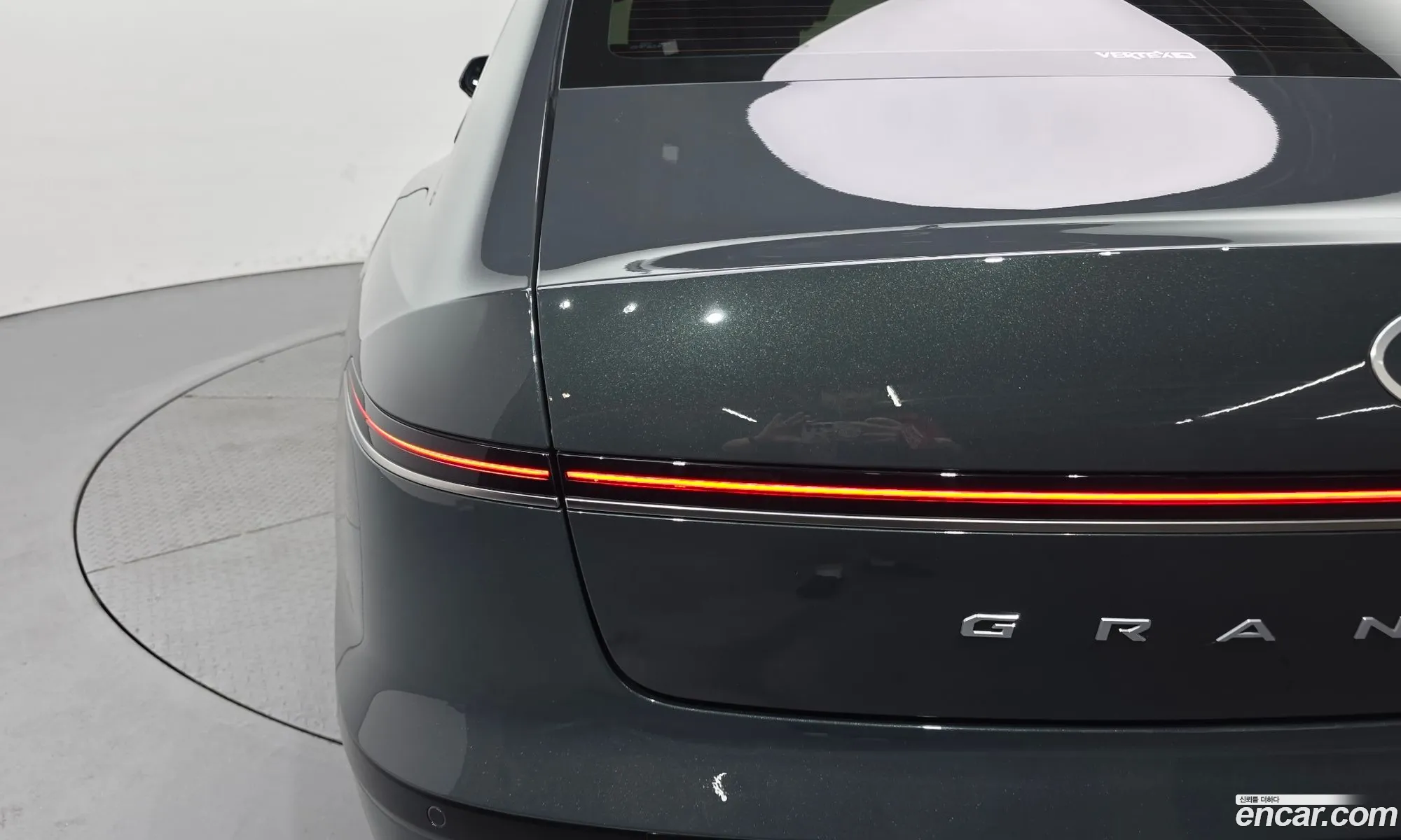 Hyundai Grandeur Hybrid 2023 — 22