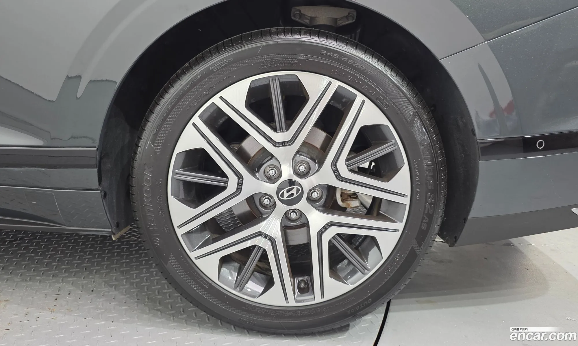 Hyundai Grandeur Hybrid 2023 — 27