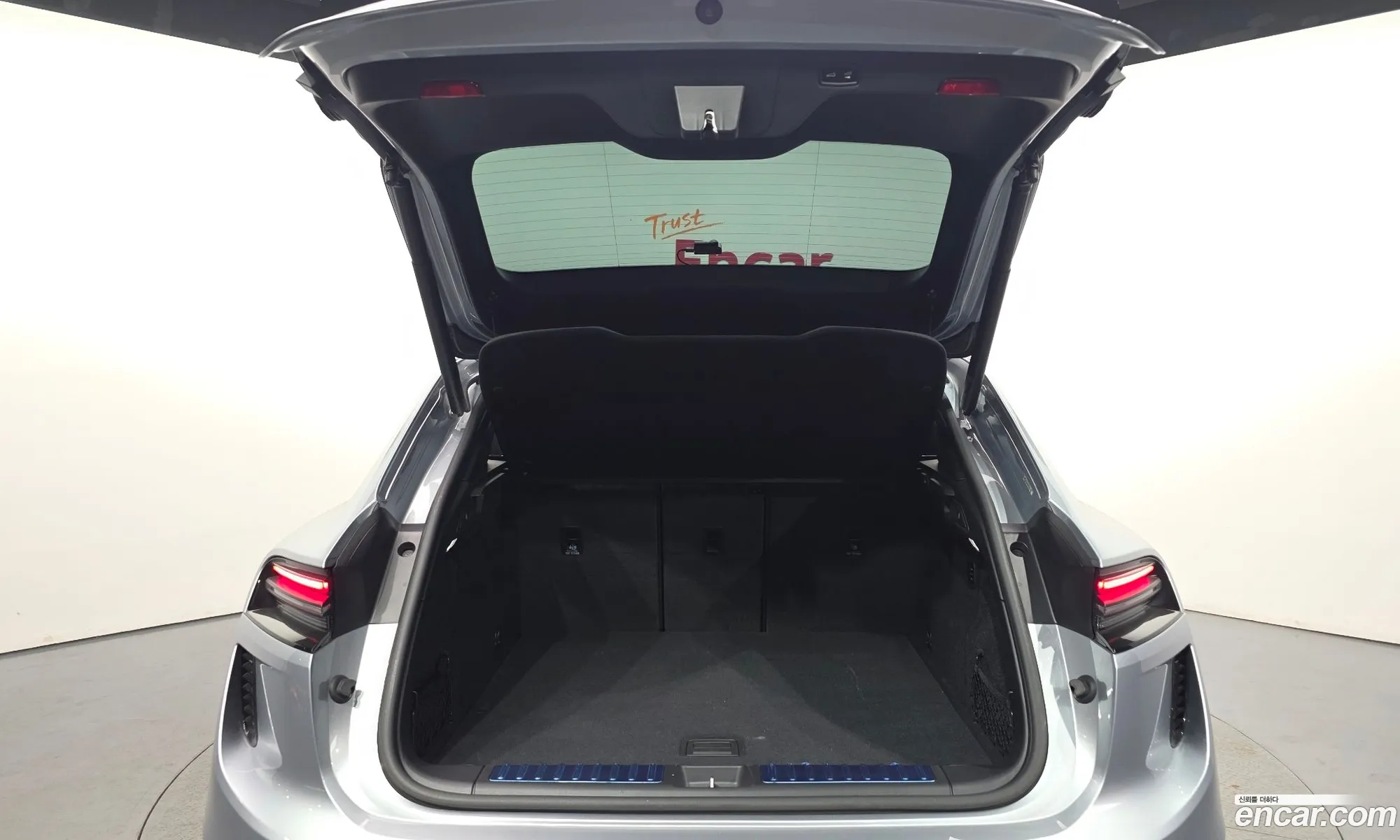 Porsche Macan EV 2025 WP1AC2XA1SL175084 — 6
