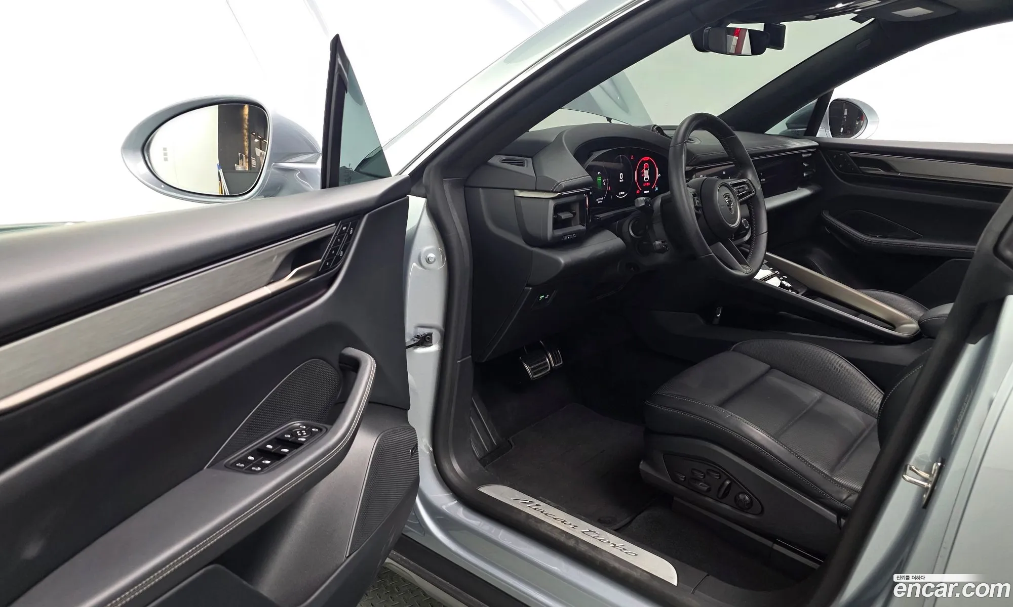 Porsche Macan EV 2025 WP1AC2XA1SL175084 — 10