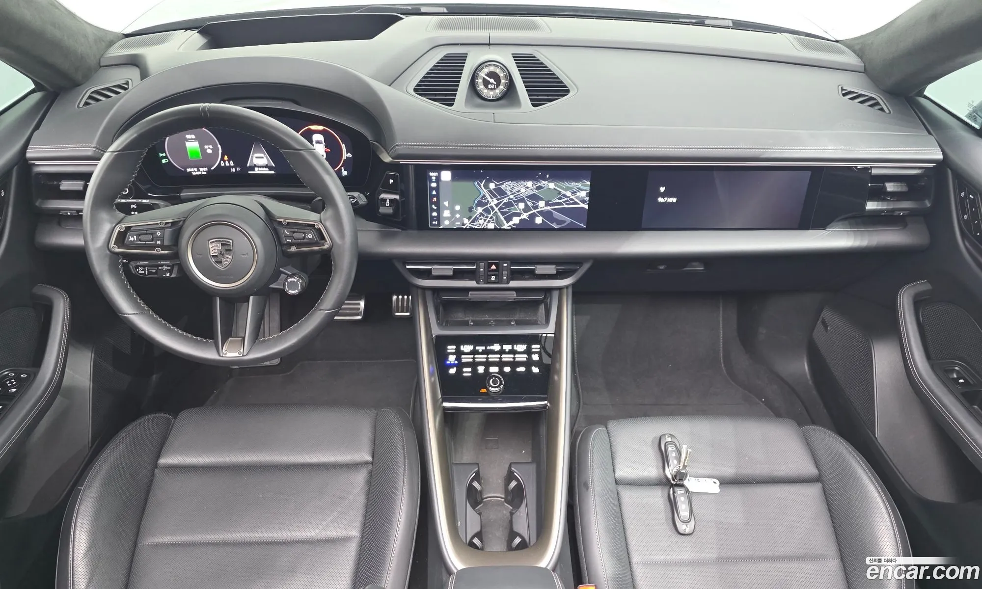 Porsche Macan EV 2025 WP1AC2XA1SL175084 — 12