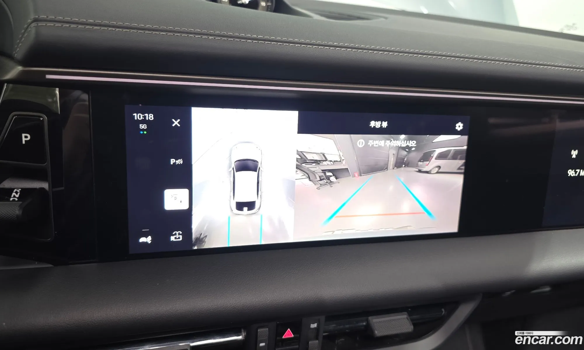 Porsche Macan EV 2025 WP1AC2XA1SL175084 — 17