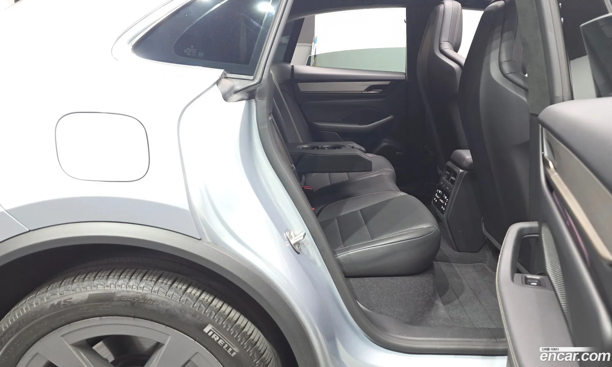 Porsche Macan EV 2025 WP1AC2XA1SL175084 — 16
