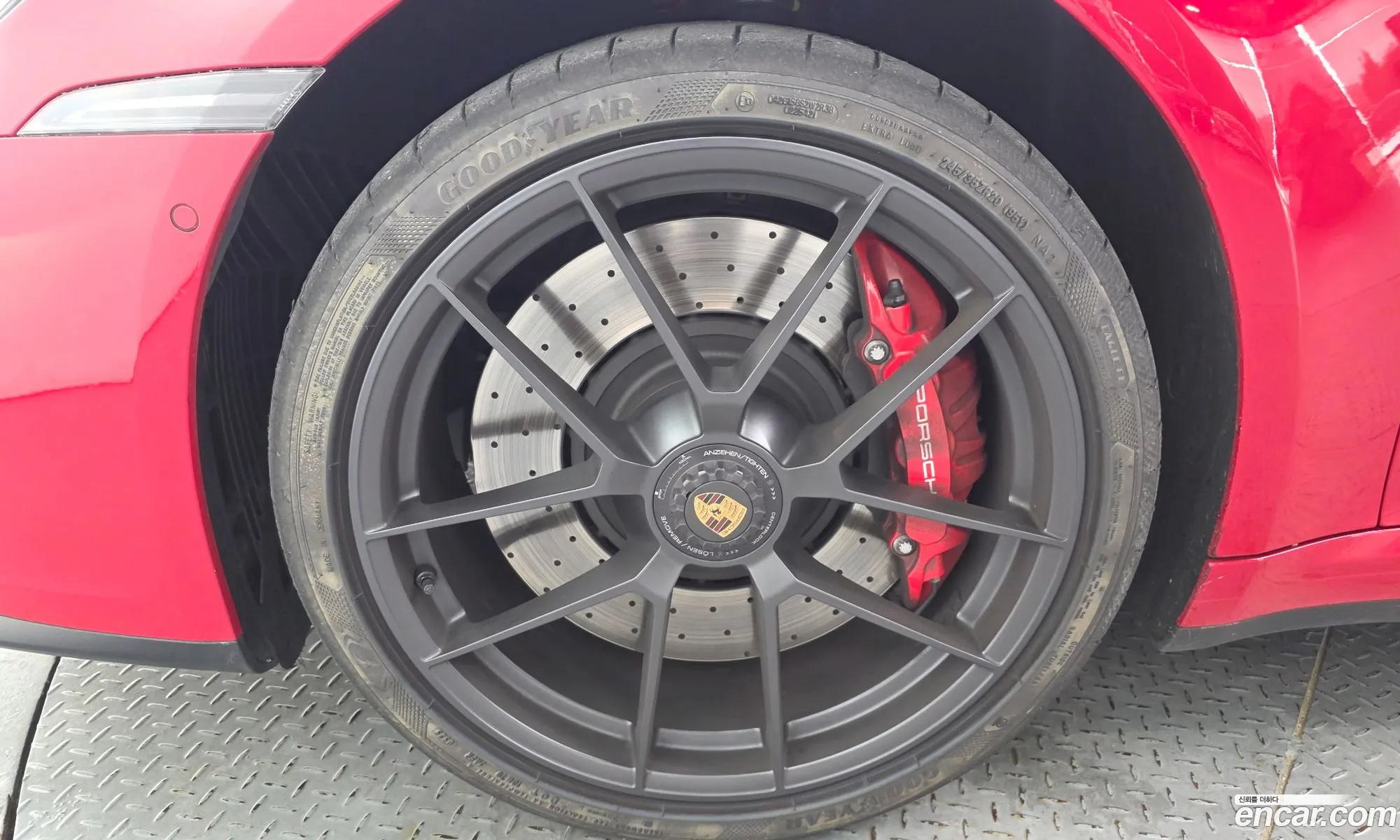 Porsche 911 2025 WP0CB2999SS247027 — 17