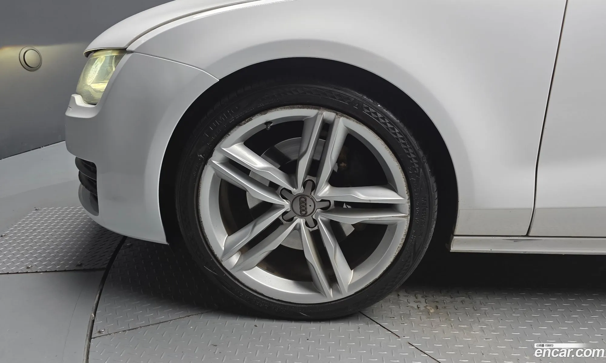 Audi A7 2013 — 19