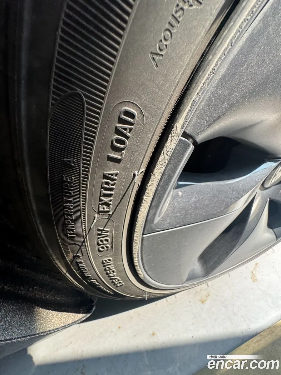 Tesla Model 3 2020 — 13