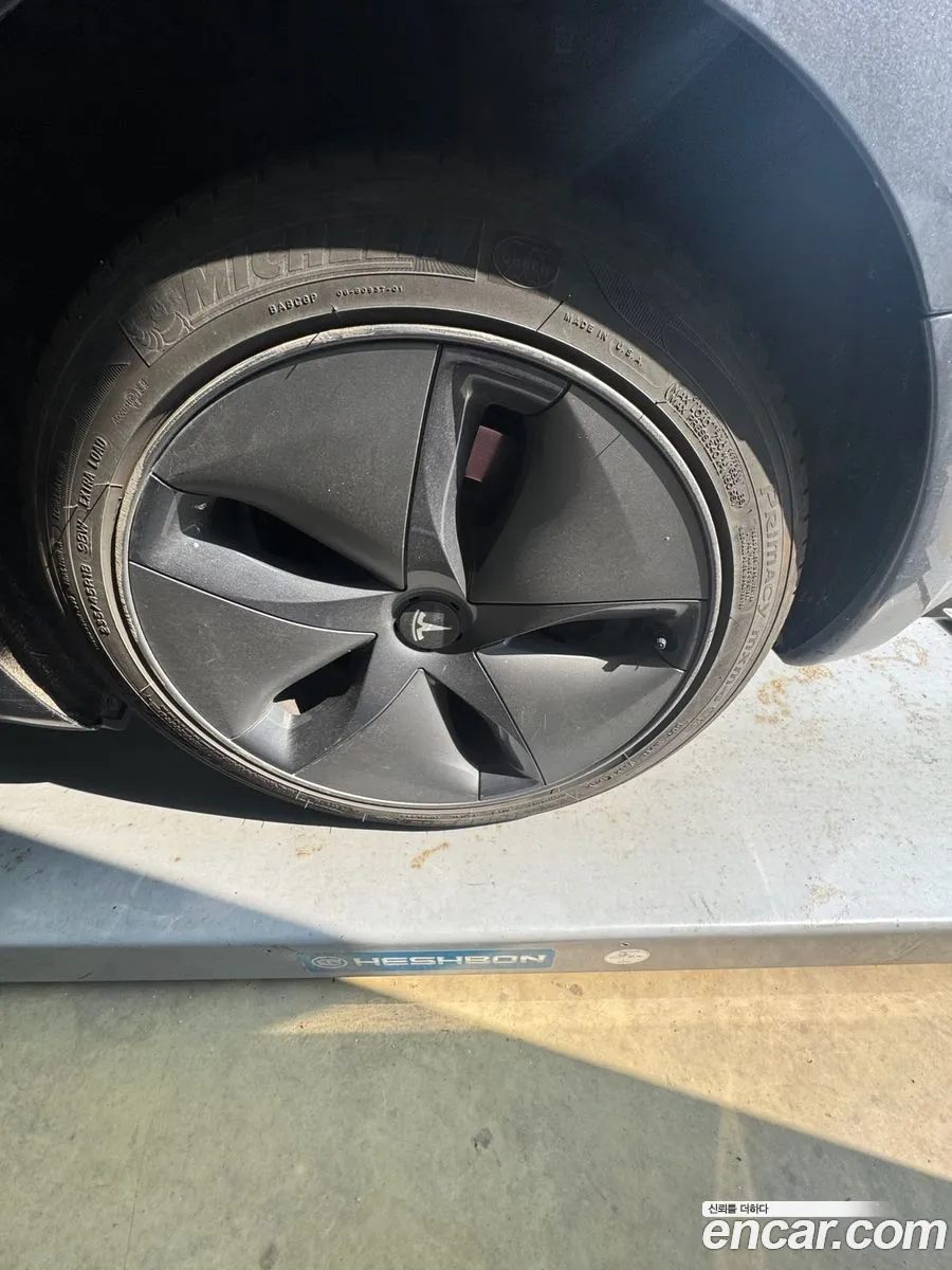 Tesla Model 3 2020 — 20