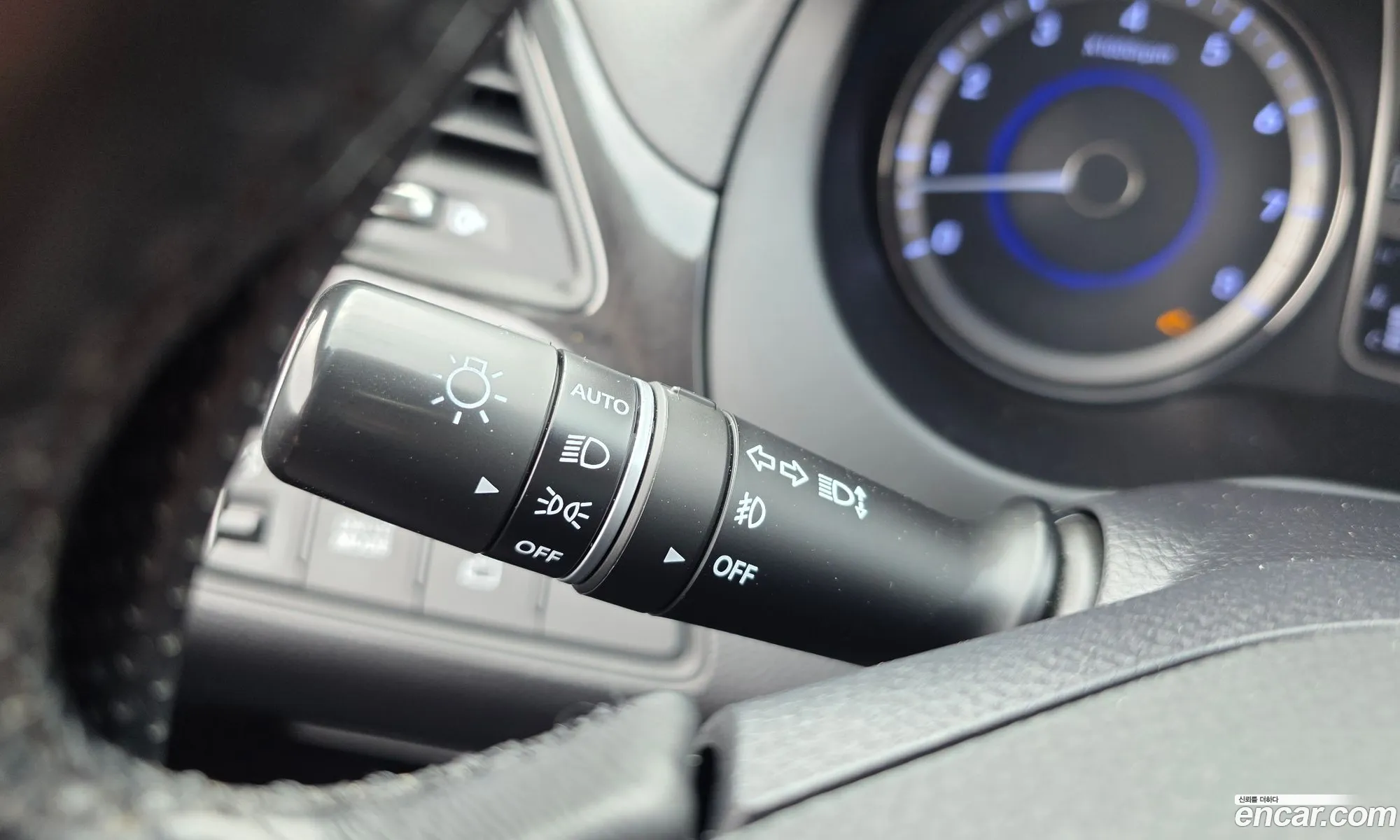 Hyundai Grandeur HG 2013 — 12